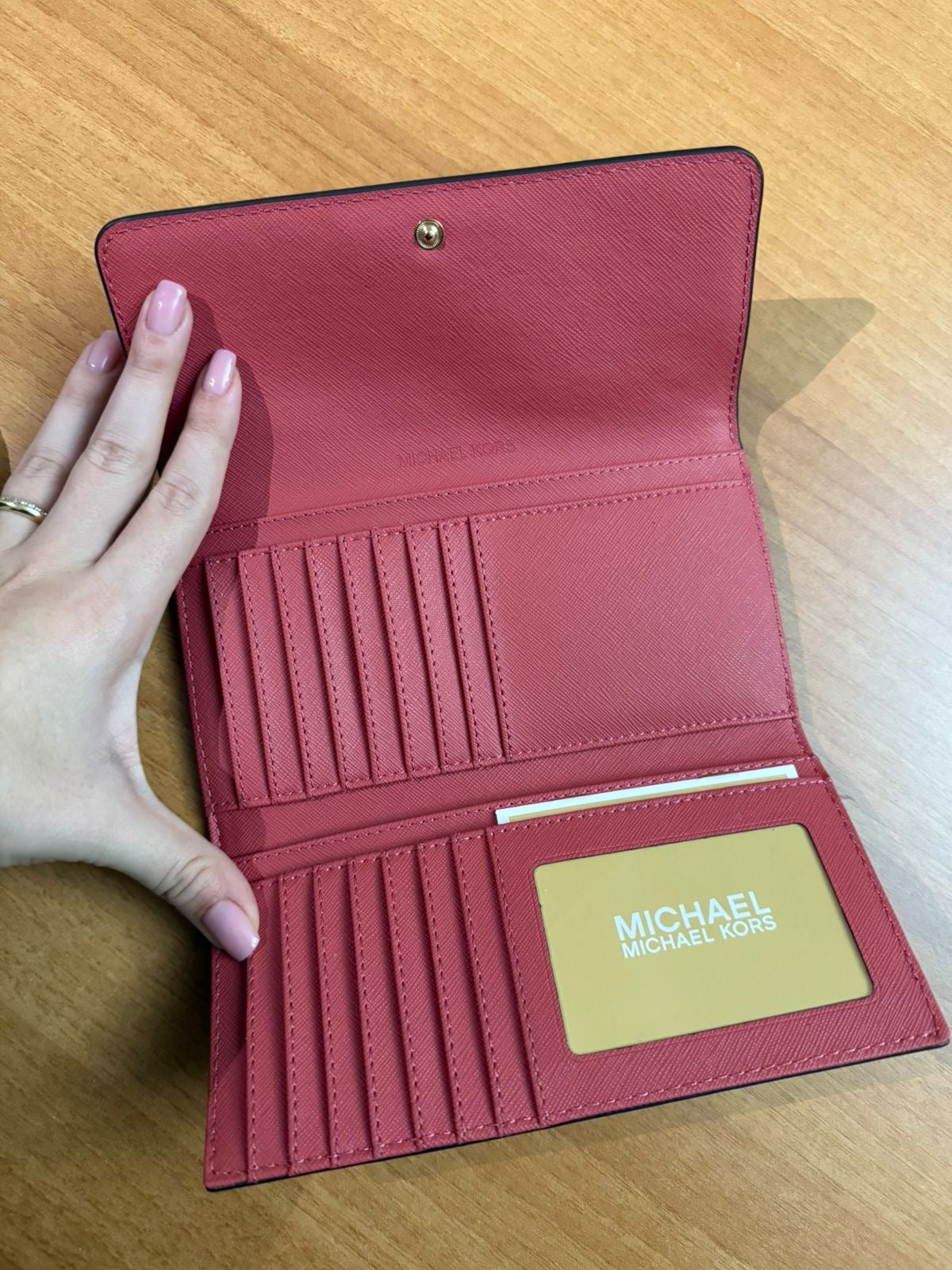 Portofol Michael Kors (FEMRA)(STOCK)